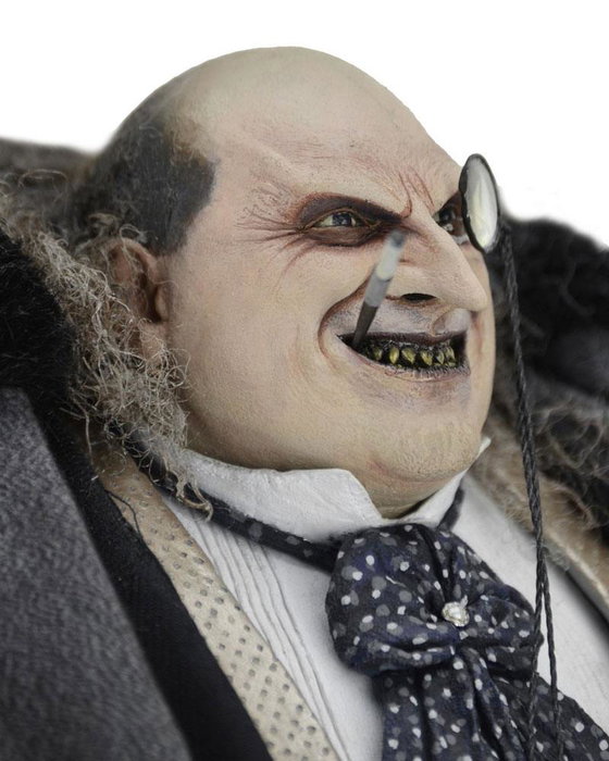 NECA Batman Le Défi figurine 1/4 Mayoral Pinguin (Danny DeVito) 38 cm NECA Batman Le Défi figurine 1/4 Mayoral Pinguin (Danny DeVito) 38 cm