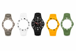 Yot CP30119-SP03 avec cinq bracelets interchangeables