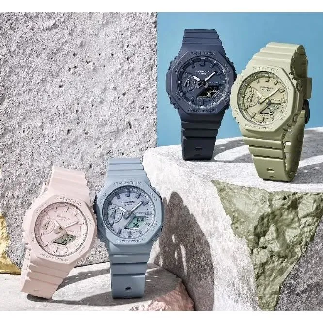 Casio Montre G-Shock Classic Femme - Cadran Bleu, Résistance aux Chocs 20 BAR, Éclairage LED, Chronomètre, Calendrier Automatique, Bracelet Résine