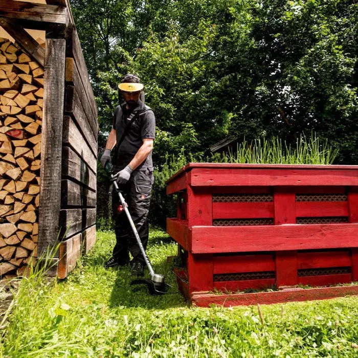 Metabo RTD 18 LTX BL 30 - Coupe bordure sans fil 18V, moteur Brushless, changement de fil rapide, pour jardin
