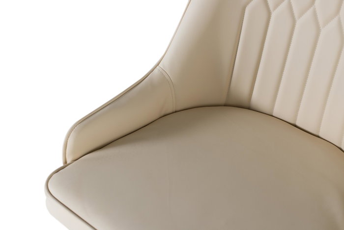 GINER Y COLOMER Lot de 4 Chaises Tapissées en Simili-Cuir Beige avec Structure en Acier Tubulaire Noir et Détail Doré - Design Moderne et Élégant