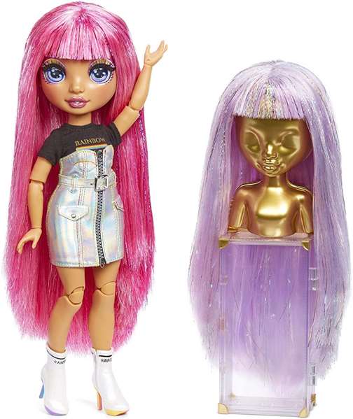 MGA Poupée Avery Fashion Studio Rainbow High 25 cm avec studio de mode, tenues dorées et accessoires