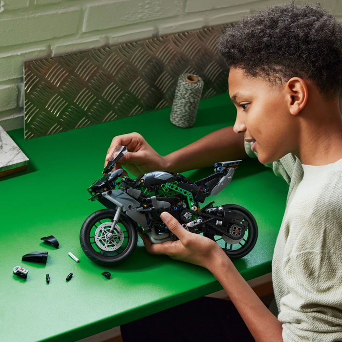 LEGO Technic Kawasaki Ninja H2R 42170 LEGO Technic Kawasaki Ninja H2R 42170