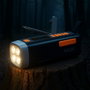 Adler AD 1920 Radio d'urgence solaire dynamo Bluetooth 5.0 Powerbank 4500 mAh Lampe LED 4W FM/AM/SW