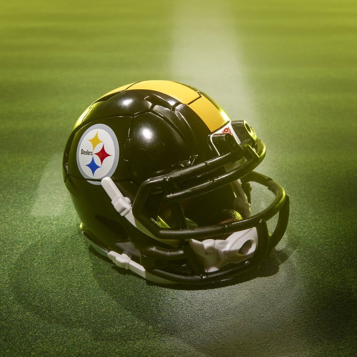 Transformers x NFL figurine Pittsburgh Steelers: Steelsmash 14 cm Transformers x NFL figurine Pittsburgh Steelers: Steelsmash 14 cm