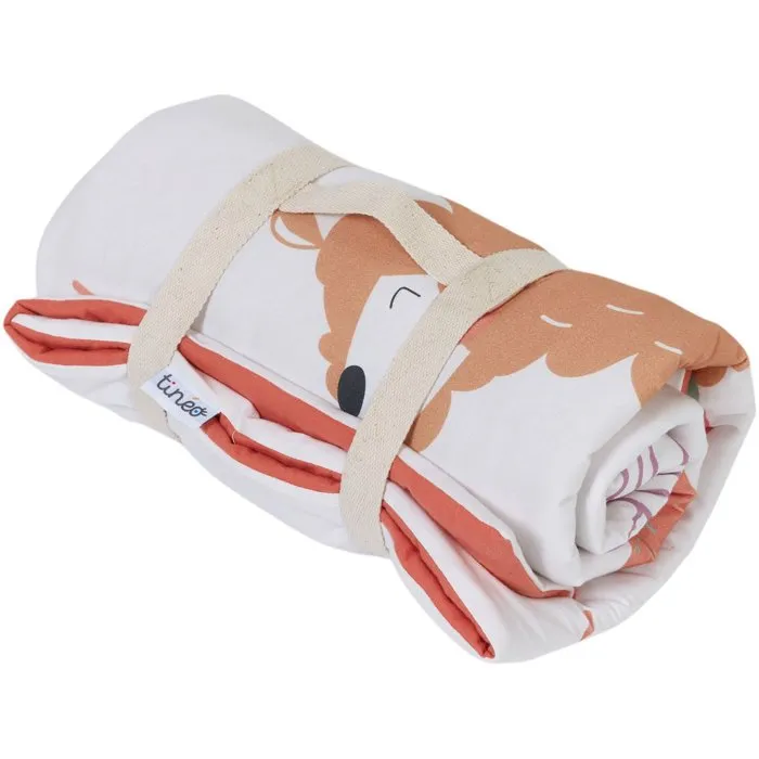Tineo - Tapis de jeu nomade bébé 100 x 100 cm en jersey de coton, motif alpagas coloré, avec poignée de transport intégrée Tineo - Tapis de jeu nomade bébé 100 x 100 cm en jersey de coton, motif alpagas coloré, avec poignée de transport intégrée