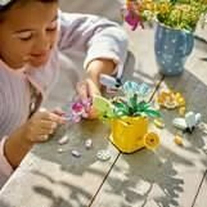 LEGO Creator 3-en-1 Les Fleurs dans l'Arrosoir 31149