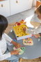 Goula Hidden Chicks - Jeu éducatif pour enfants à partir de 3 ans avec 2 modes de jeu, 4 planches, 21 poussins et 1 renard - Multilingue (FR, EN, ES, DE, IT, PT)