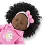 Corolle - Poupée Ma Corolle Maëlys 36 cm à la peau noire et aux cheveux frisés, vêtue d'un sweat licorne et d'une jupe jean - Sent vanille - Dès 3 ans