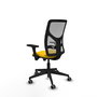 Chaise Motilla Synchro 3 positions tissu Jaune Maille Gris Base pyramidale noire Accoudoir 3D Sans appui-tête Roulettes 65mm pour moquette