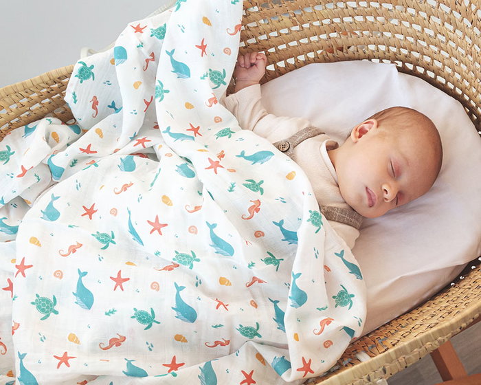 KioKids - Museline en Bambou et Coton avec Motif Marin 120x120 cm - Pour Bébé (0 Mois+) - Oeko-Tex Standard 100 - 70% Viscose de Bambou, 30% Coton