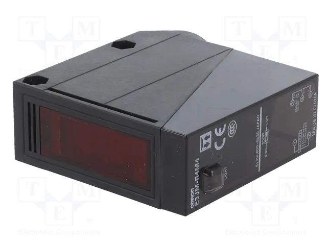 OMRON E3JM-R4M4 Capteur photoélectrique réflex avec projecteur 0-4m SPDT