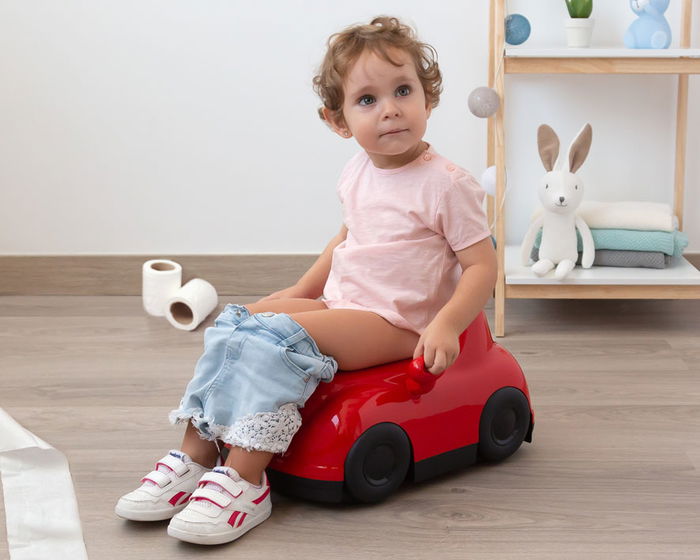 KioKids Orinal Pot de Bébé en Forme de Voiture Rouge - Pot d'Apprentissage avec Rembourrage et Base Antidérapante pour Enfants dès 12 Mois