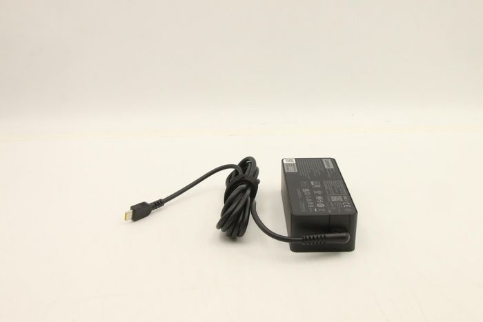 Lenovo Adaptateur Secteur AC 65W Portable avec Sorties Multiples (20V/15V/9V/5V) pour Ordinateurs Portables Lenovo/ThinkPad Lenovo Adaptateur Secteur AC 65W Portable avec Sorties Multiples (20V/15V/9V/5V) pour Ordinateurs Portables Lenovo/ThinkPad