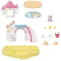 Sylvanian Families 5746 - Le bac à sable et piscine des bébés, château de jeu avec toboggan et accessoires, figurine Bébé Lapin Bélier