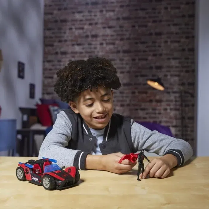 Hasbro Figurine Marvel Spider-Man Miles Morales - Voiture de course Remix VenomVersus Epic World of Action - 10 cm - À partir de 4 ans