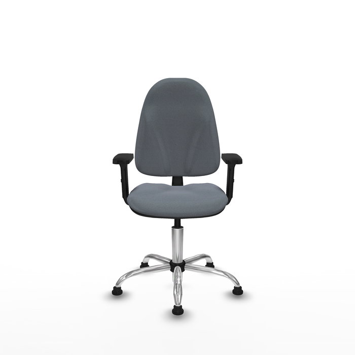 Chaise de bureau Algarra avec mécanisme de contact permanent de base, recouverte de tissu gris. Équipée d'une base chromée, d'accoudoirs 2D et de butées