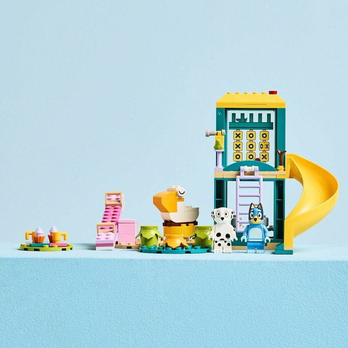 LEGO Bluey 11201 Bluey et Chloé à l'Aire de Jeux