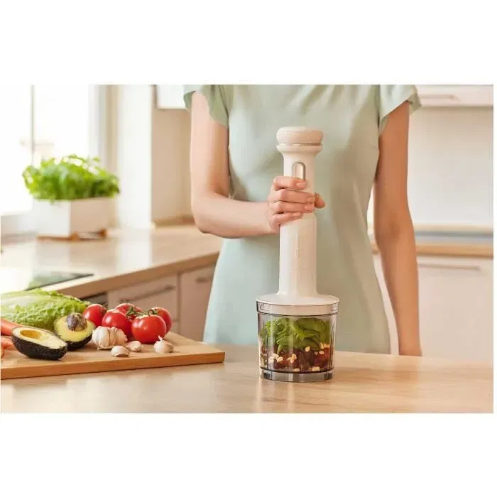 SENCOR Mixeur Plongeant Sans Fil SHB 9130WH - 11.1 V - Batterie Li-Ion - Avec Hachoir 500 ml, Tasse 700 ml, Mousseur à Lait et Batteur - Blanc SENCOR Mixeur Plongeant Sans Fil SHB 9130WH - 11.1 V - Batterie Li-Ion - Avec Hachoir 500 ml, Tasse 700 ml, Mousseur à Lait et Batteur - Blanc