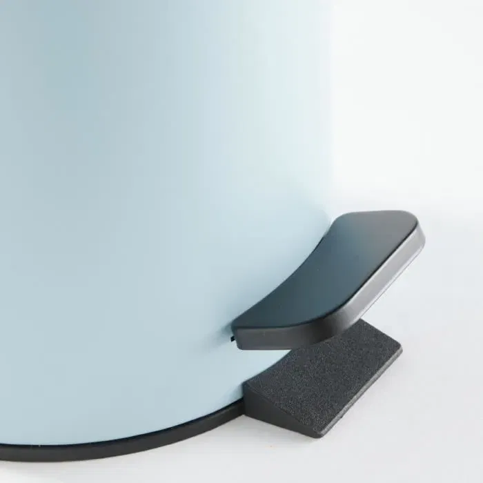 Today Utility - Poubelle de salle de bain avec pédale, 3 L, métal et bac intérieur plastique, Ø 17 x H 25 cm, bleu clair