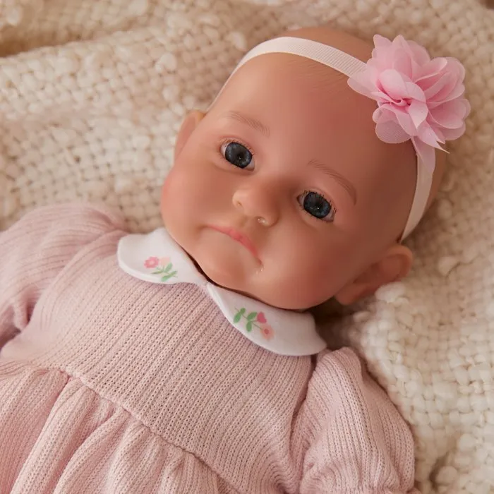 Baby Born Baby Doll Real - Poupon Fille Peau Très Claire et Yeux Ouverts Baby Born Baby Doll Real - Poupon Fille Peau Très Claire et Yeux Ouverts