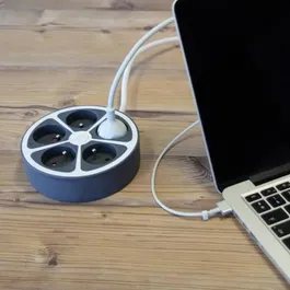 Chacon Multiprise de bureau 5 prises 16A 3680W avec interrupteur et câble 1,5m - Gris