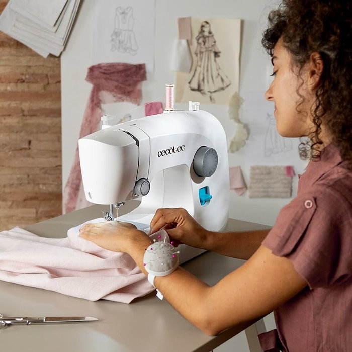Machine à coudre Cecotec BelleCouture 1500