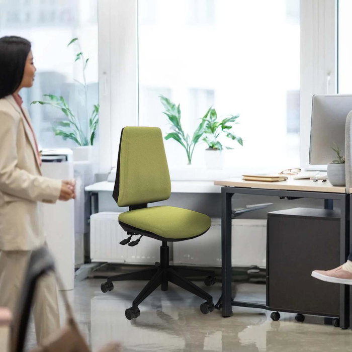 PIQUERAS Y CRESPO Chaise de Bureau Elche Asynchrone Tissu Vert Pistache
