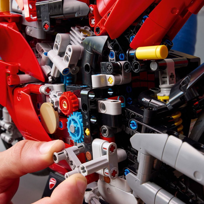 LEGO Technic Ducati Panigale V4 S