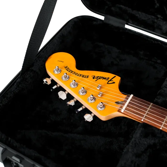 Gator Étui rigide moulé GTSA TSA ATA pour guitare électrique - Noir Gator Étui rigide moulé GTSA TSA ATA pour guitare électrique - Noir