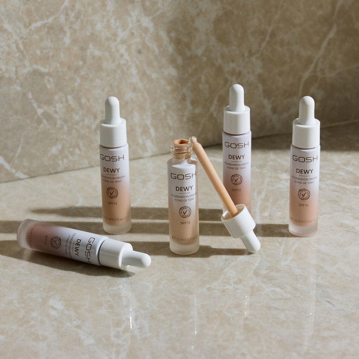 Gosh Gouttes de fond de teint DEWY SPF15 004-Teint Clair