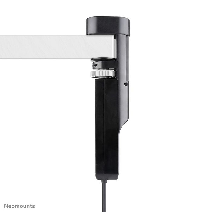 Neomounts DS22-840BL6 VOLT Prise de bureau avec support, 2 x USB-C 20W, 1 x USB-A 18W, 3 x 230V, Type F, 3680 W, câble 1.4 m, Charge rapide, Noir