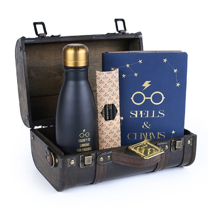 PYRAMID Coffret cadeau premium Harry Potter - Dimensions 18.5 x 14 x 28 cm PYRAMID Coffret cadeau premium Harry Potter - Dimensions 18.5 x 14 x 28 cm