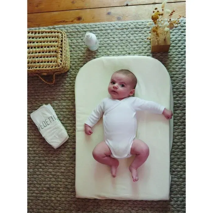 TINEO Housse de matelas à langer en viscose de bambou - Éponge absorbante haute performance - Coins élastiques - Lavable TINEO Housse de matelas à langer en viscose de bambou - Éponge absorbante haute performance - Coins élastiques - Lavable