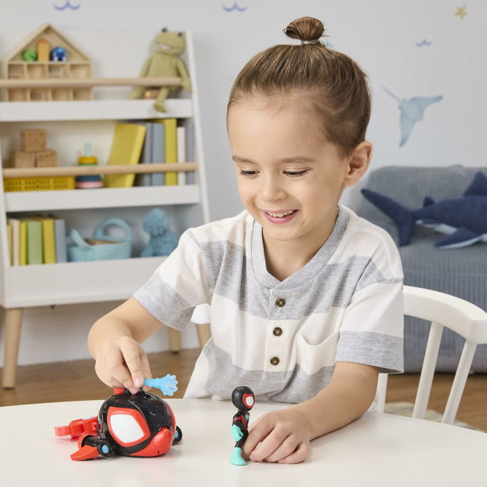 Hasbro Spidey et ses Amis Extraordinaires Miles Morales Water-Webs Dauphin filant avec figurine et véhicule