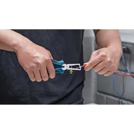 Bosch Professional Pince à Dénuder 160 mm pour Fils de 0 à 10 mm² - Mécanisme à Ressort, Poignées Softgrip