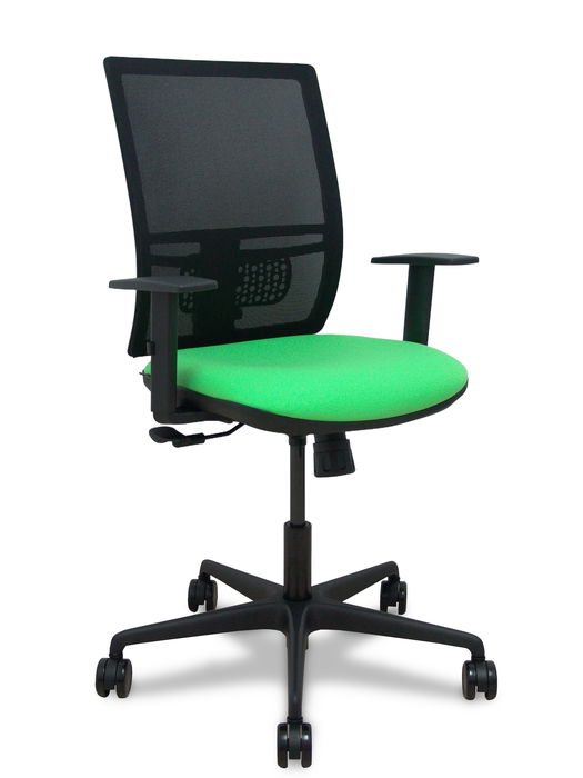 Chaise Yunquera Synchro 4 positions tissu Vert pistache Maille Noir Base en nylon noir Accoudoir 1D Sans appui-tête Roulettes 65mm nylon Chaise Yunquera Synchro 4 positions tissu Vert pistache Maille Noir Base en nylon noir Accoudoir 1D Sans appui-tête Roulettes 65mm nylon