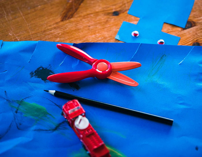 Fiskars Tijeras para niños 2+ principiantes Rojas