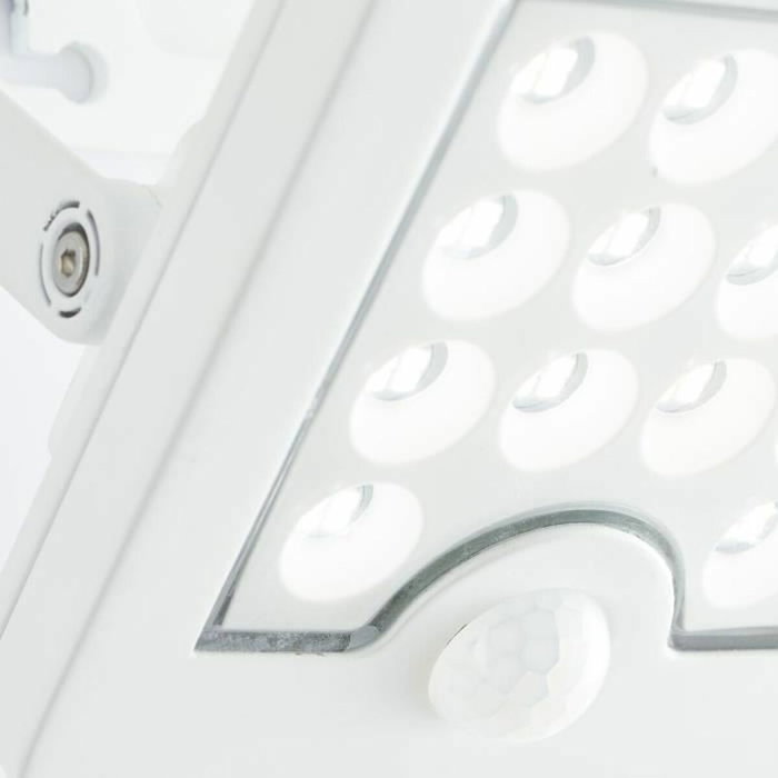 Brilliant LUTON Applique extérieure LED et solaire avec détecteur de mouvement, blanc Brilliant LUTON Applique extérieure LED et solaire avec détecteur de mouvement, blanc
