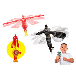 Bandai DC Heroes Figurine Flying Heroes - Jouet d'action avec vol à ficelle - Co07980 - Pour enfants dès 4 ans