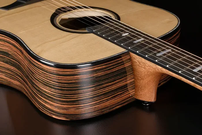 LAG Dreadnought HyVibe H2 50 A/E Cutaway