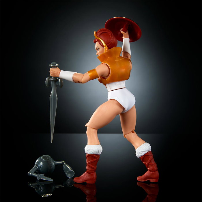Mattel Figurine Masters of the Universe Origins Teela MOTU - Collection Carton - 13.9 cm avec 16 Articulations - Jouet Collectible - +6 ans