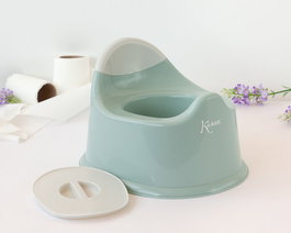 KioKids Orinal Infantil Salvia Con Tapa Y Asa - Pot d'apprentissage avec couvercle et poignée, vert sauge, en polypropylène, pour enfant dès 24 mois