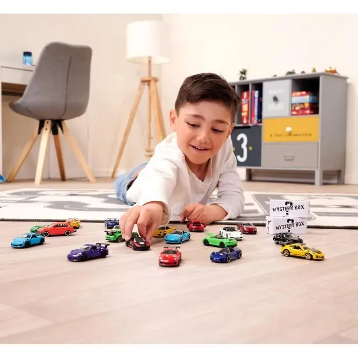 Majorette Pack Découverte Porsche avec 22 Véhicules en Métal à l'Échelle 1/64 - 20 Modèles + 2 Mystères - Collection Porsche