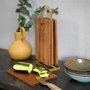 Livoo Set de 4 planches à découper en bois d'acacia avec support métallique MES152
