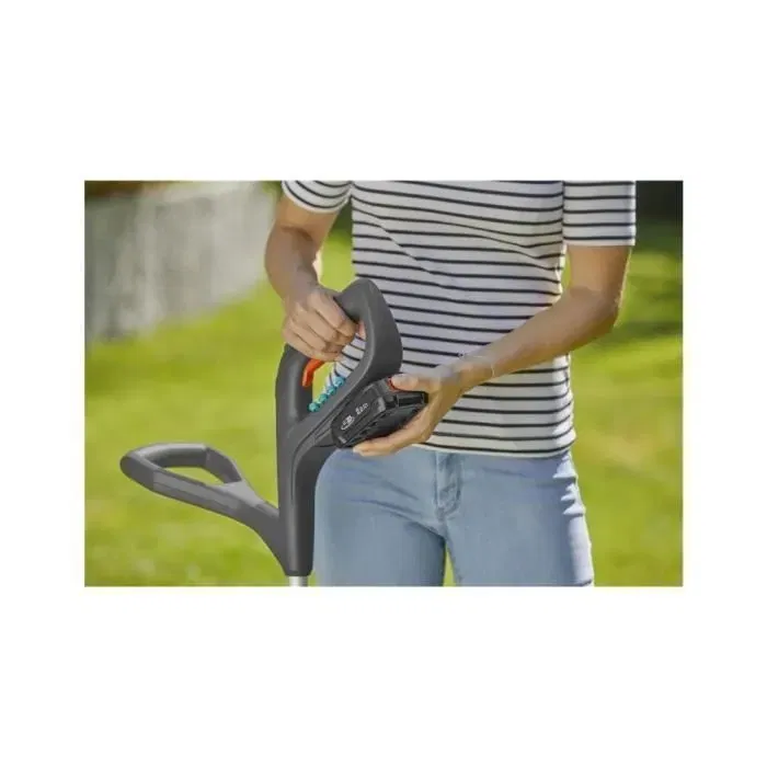 Gardena Coupe-bordures SmallCut 23/18V P4A sans batterie, largeur de coupe 23 cm, Ø 23 mm, léger 3 kg