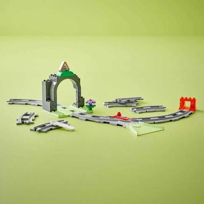 LEGO DUPLO Ma ville Set d'extension Les rails et le tunnel du train 10425 LEGO DUPLO Ma ville Set d'extension Les rails et le tunnel du train 10425