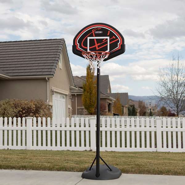Lifetime Panier de basket portatif ajustable en polyéthylène avec planche, hauteur réglable 165-222 cm, pour enfants dès 3 ans