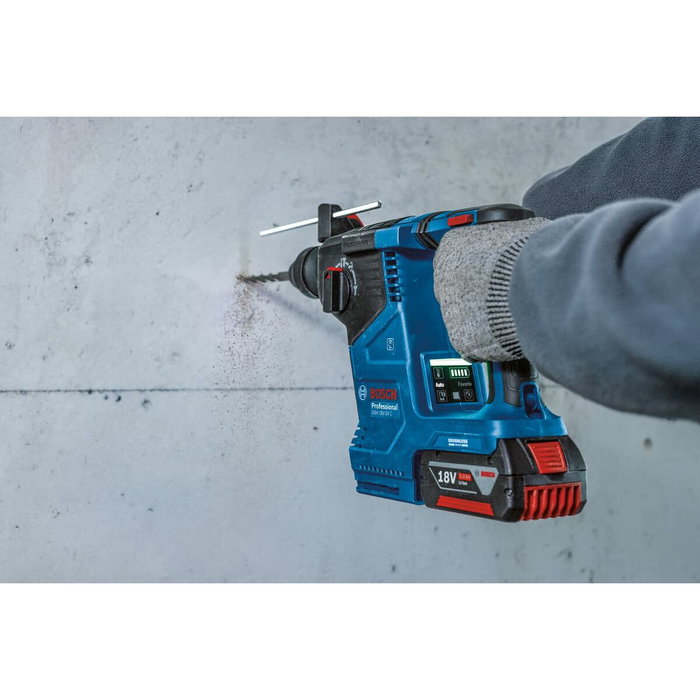 Bosch Professional GBH 18V-24 C avec 2 batteries 5.0Ah et chargeur GAL 1880