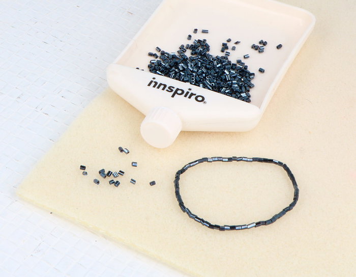 Innspiro Mini Rocaille de Verre Cylindrique Iridiscente Titane 2x2mm 95g